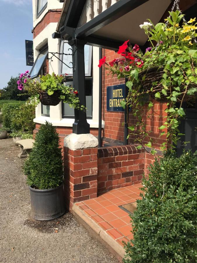 Rowton Poplars Hotel Chester Esterno foto