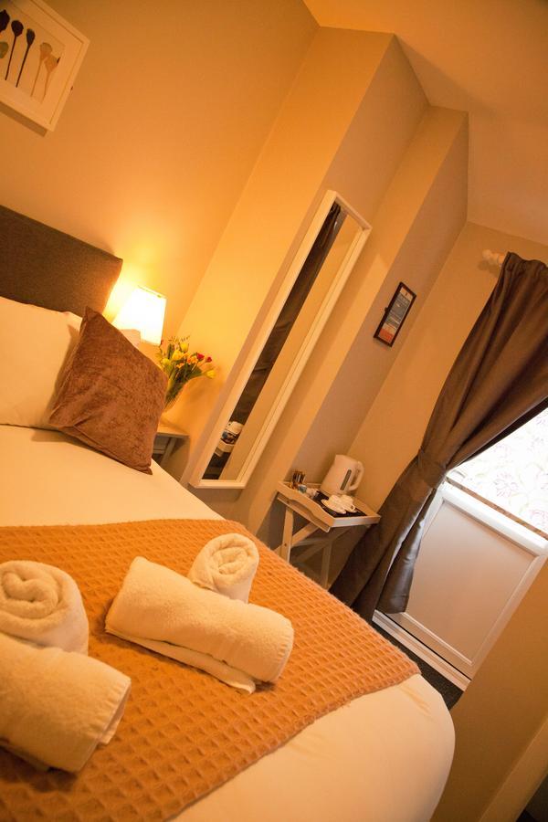 Rowton Poplars Hotel Chester Esterno foto
